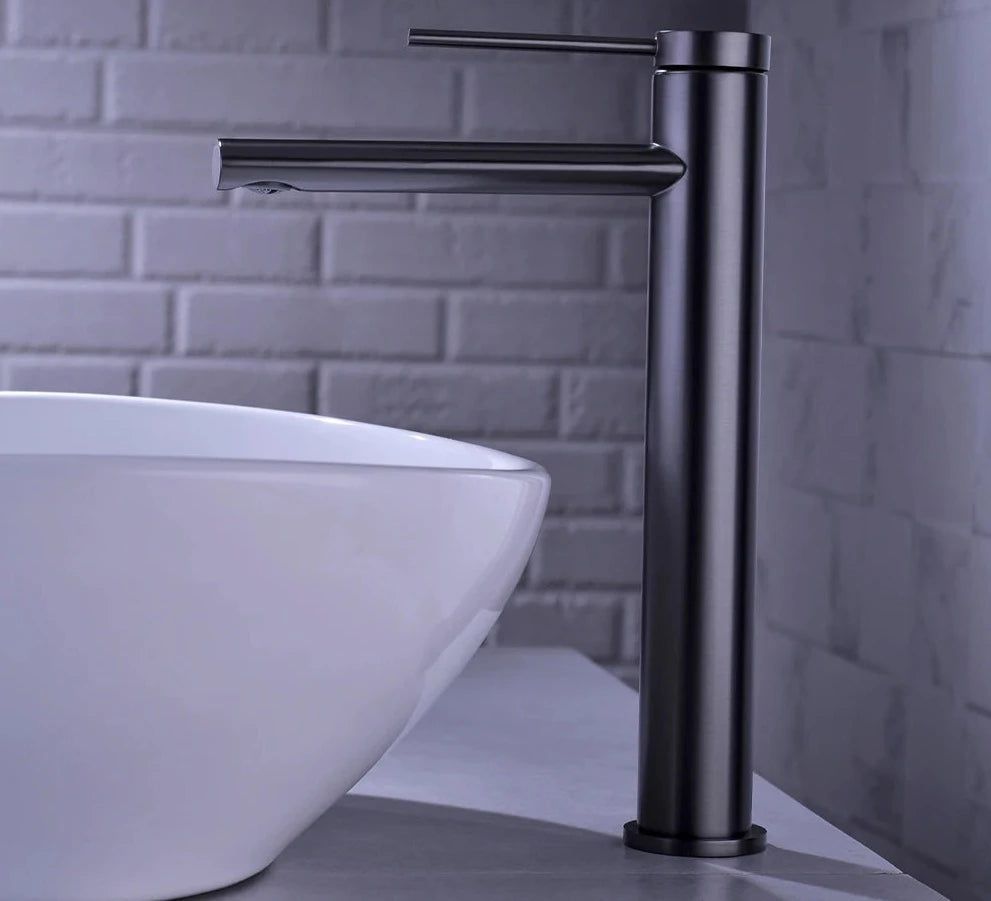 Elegant Basin Mixer Tap with Single Lever and Deck Mounted – High-Quality Brass and Ceramic Design