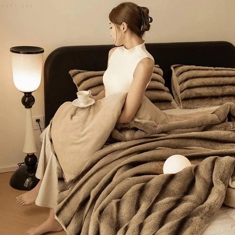 Luxury Fleece Winter Blanket in Various Colours – Comfortable, Anti-Pilling, Available in 100x160 cm, 130x160 cm, 160x200 cm