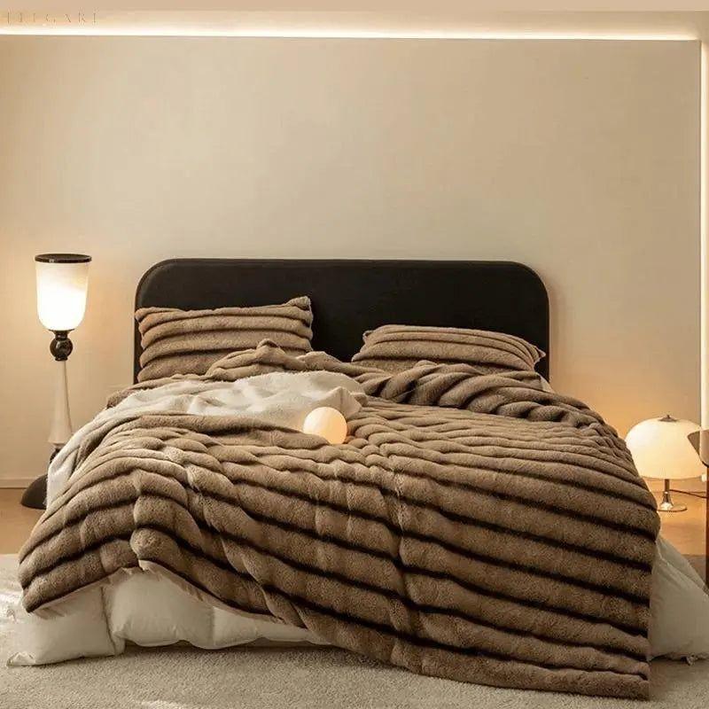 Luxury Fleece Winter Blanket in Various Colours – Comfortable, Anti-Pilling, Available in 100x160 cm, 130x160 cm, 160x200 cm