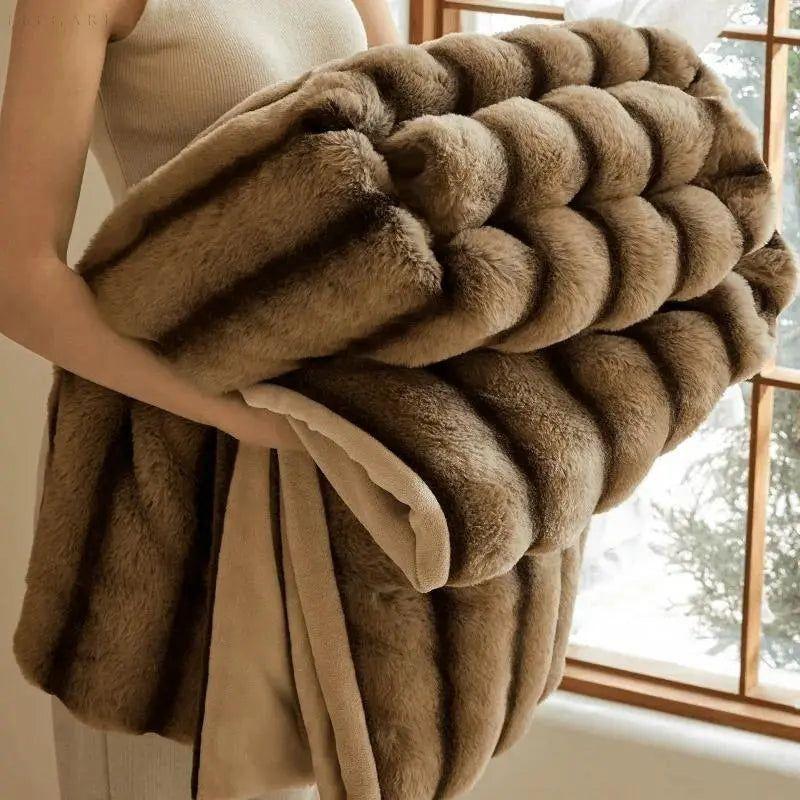 Luxury Fleece Winter Blanket in Various Colours – Comfortable, Anti-Pilling, Available in 100x160 cm, 130x160 cm, 160x200 cm
