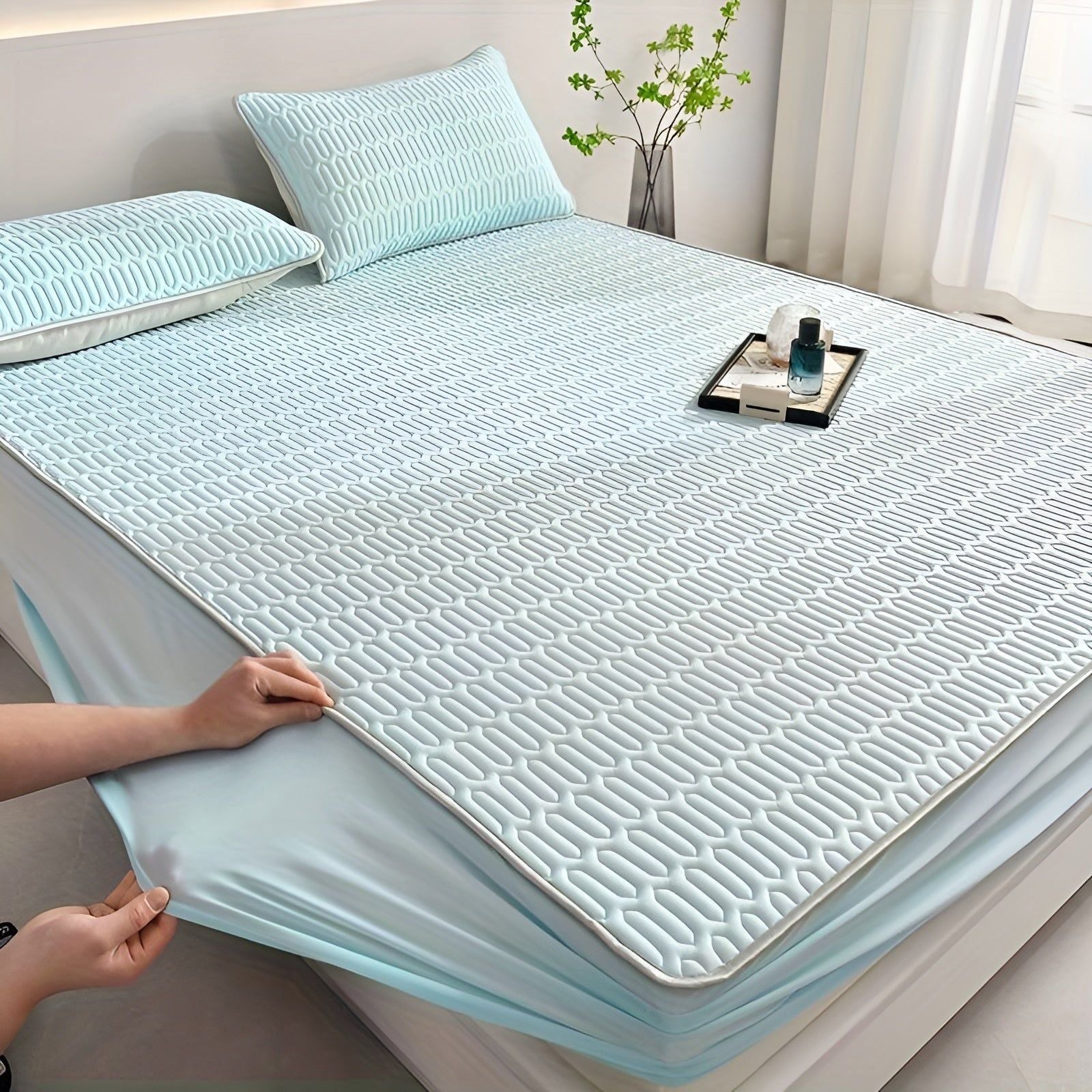 Ultra-Soft Cooling Latex Mattress Set with Breathable Pillow Covers for Refreshing Sleep-2