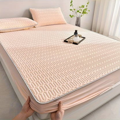 Ultra-Soft Cooling Latex Mattress Set with Breathable Pillow Covers for Refreshing Sleep-5
