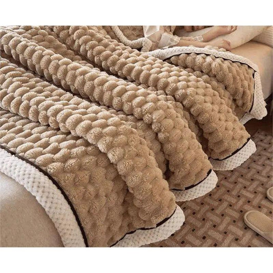 Thick Coral Fleece Throw Blanket – Soft, Warm and Reversible for Indoor and Outdoor Use, Available in Various Sizes
