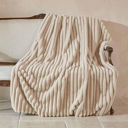 Luxury Nordic Throw Blanket Made of Polyester – Warmth, Comfort, and Stress Relief in Various Sizes