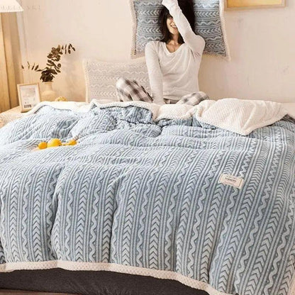 Warm and Cosy Thermal Blanket Made of Polyester – Machine Washable, Available in Various Sizes and Colours