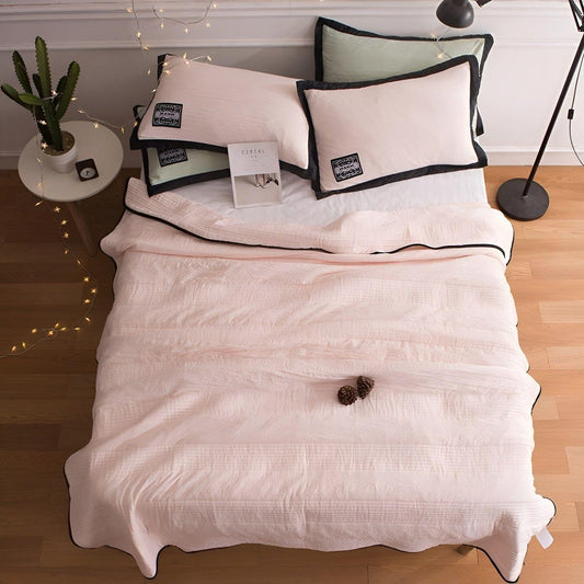 Comfortable Cooling Duvet with Hypoallergenic Cooling Technology – Ideal for Summer, Breathable and Lightweight 100% Polyester